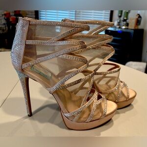Steve Madden | ladies Dinora caged high heel shoe. Size: 11